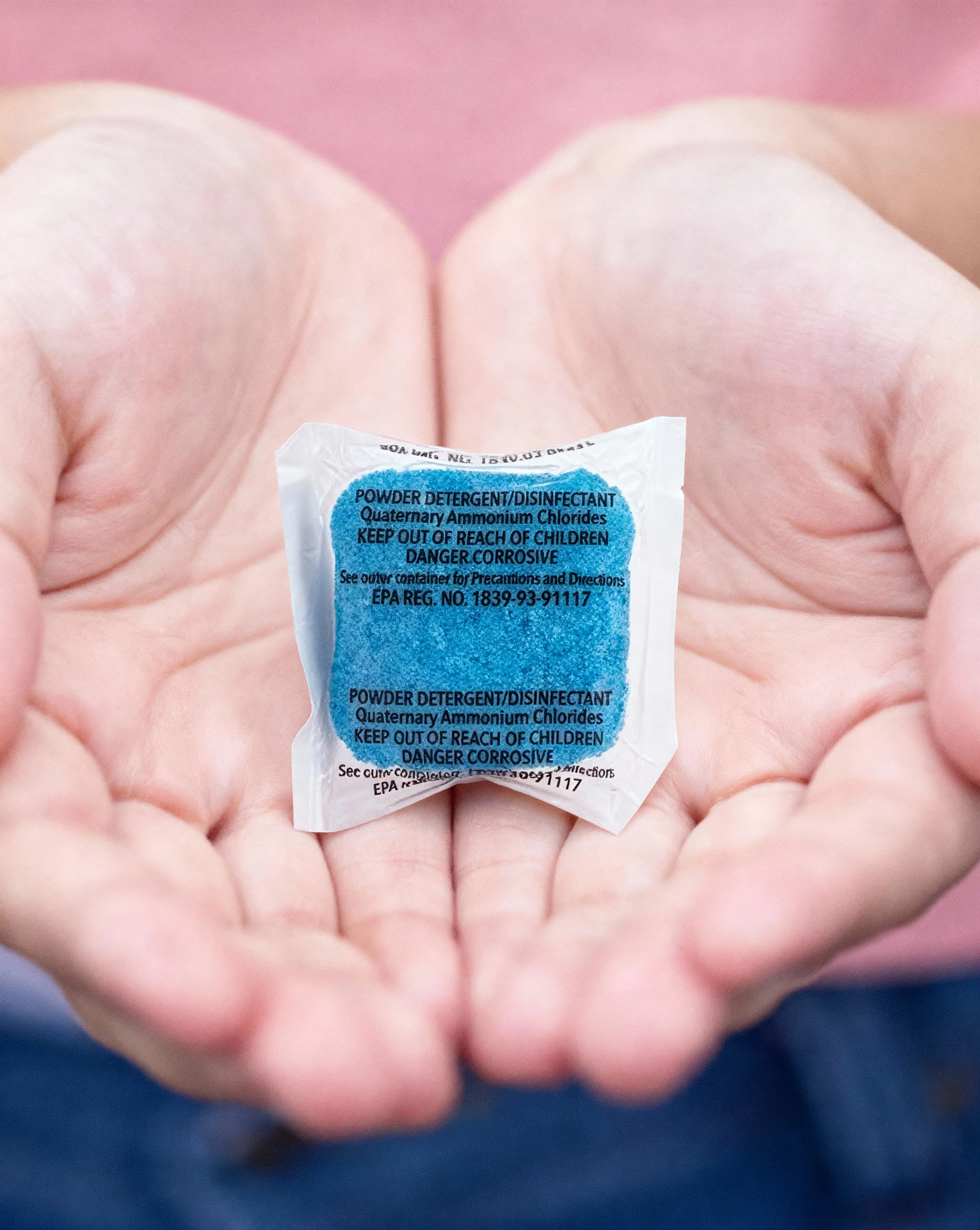 MOD Clean Eco-Friendly Salon & Barbershop Disinfectant, Fungicide & Virucide Water-Soluble Pods - Blue (32 pack) - Image 8